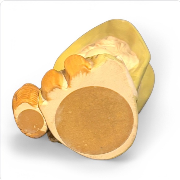 Vintage UCTCI Poppet Trixie green Hat Girl Basket Ceramic Japan Figurine 1970s - Picture 3 of 4